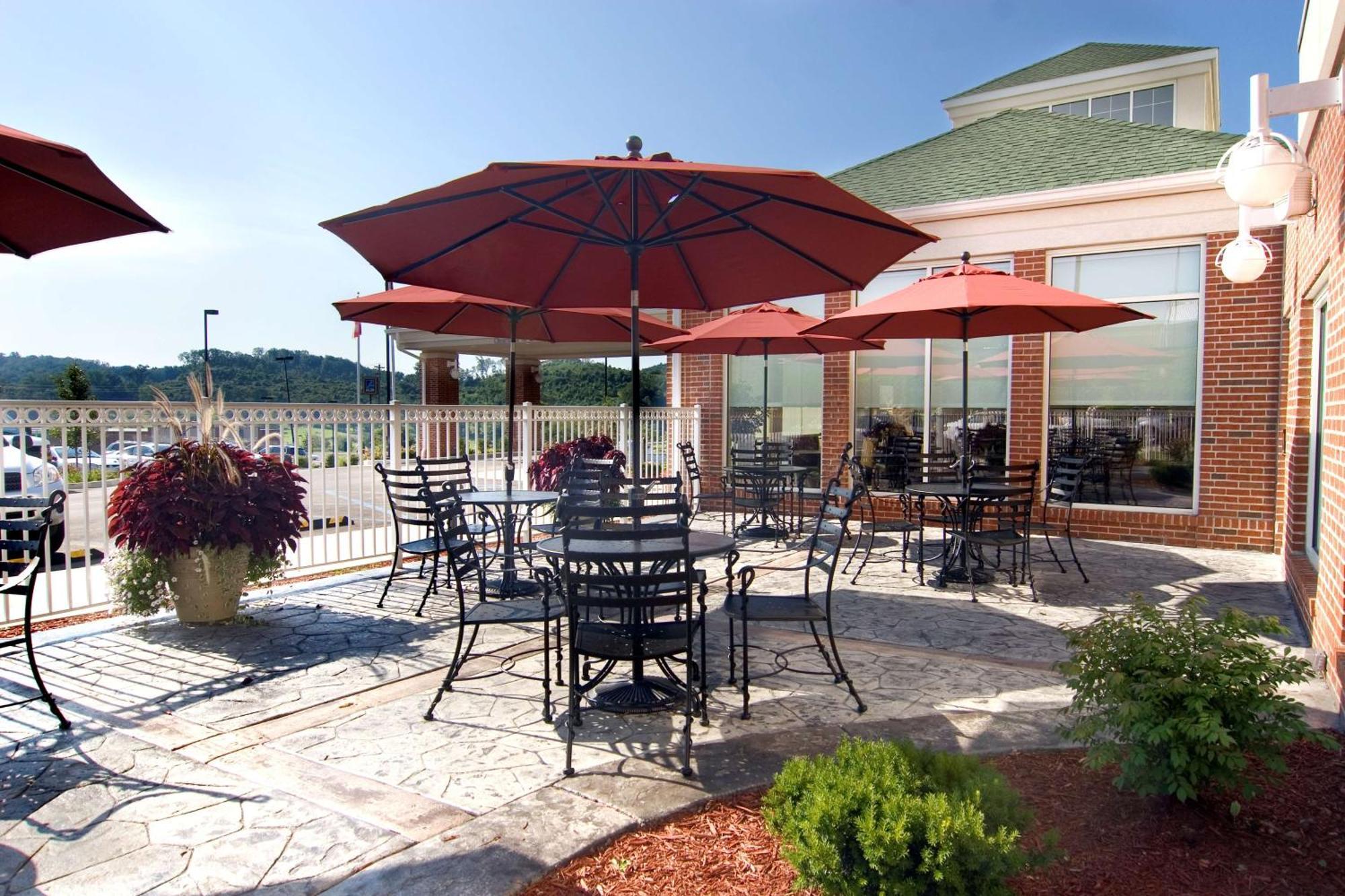 Hilton Garden Inn Clarksburg Eksteriør bilde
