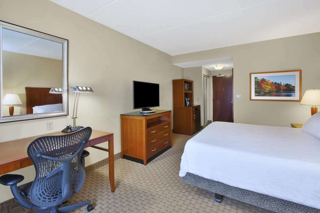 Hilton Garden Inn Clarksburg Rom bilde